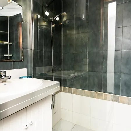 Raymanda203 Apartman *